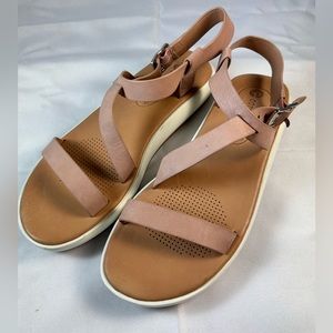 Corso Como CC Celano Blush Pink / Beige Leather Sandal ~ Size 5 M